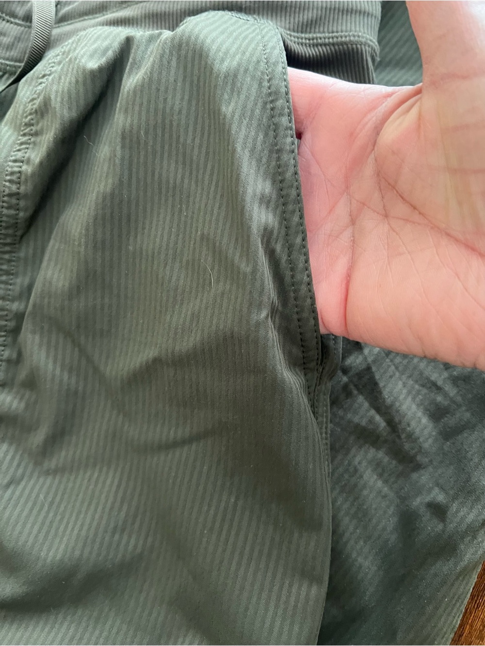 ❤️ Lululemon Olive Green Ribbed Waist Jogger Pants - Picture 7 of 10